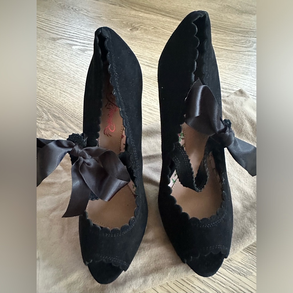 Brand New Open Toes Heels - Picture 3 of 8